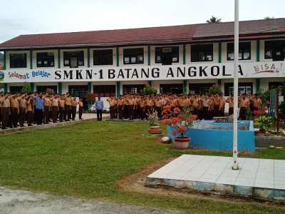 Upacara HUT RI ke-73 - Penghormatan umum