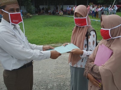 Siswa berprestasi semester ganjil 2020-2021